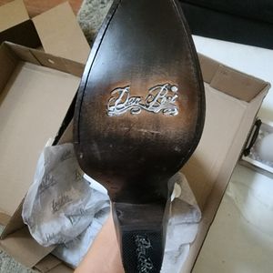 Dan post boots